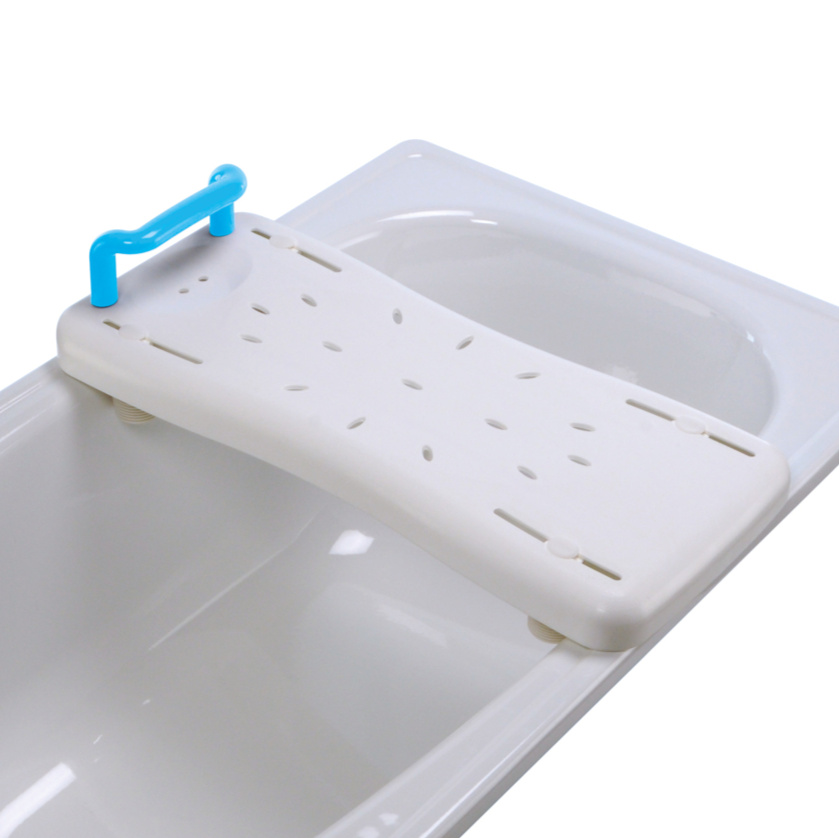 DMA 4100, Sedačka na vanu s madlem