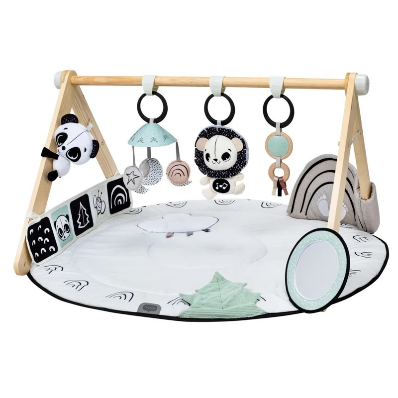 Tiny Love Hrací deka s hrazdičkou Décor – černobílá, dřevěný stojan